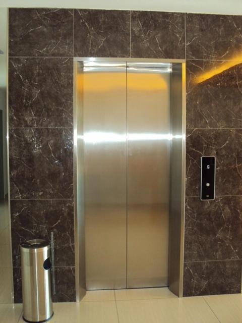 Gm City Hotel Кланг Екстер'єр фото